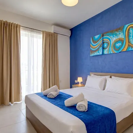 Delfin Court 2bd & Penthouse Close To Promenade 公寓 圣保罗湾城
